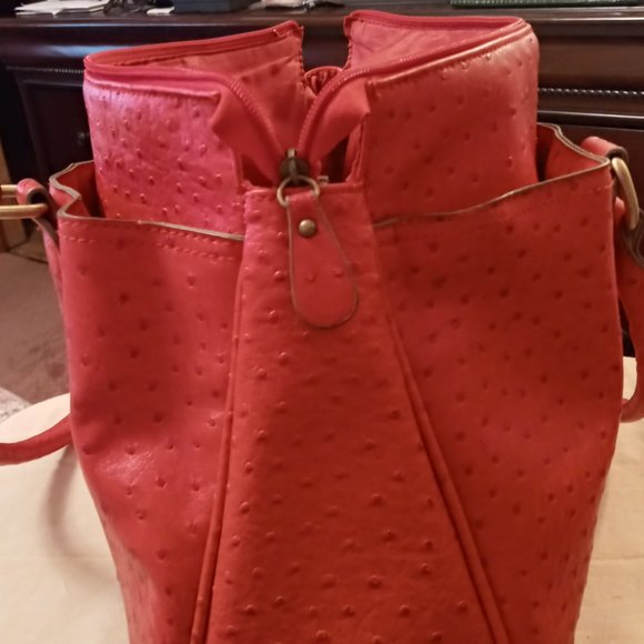 Bueno Satchel Bag - Picture 6 of 12